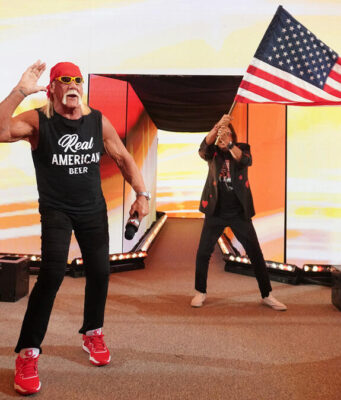 Hulk Hogan ‘Surprised and Disappointed’ by Overwhelmingly Negative Crowd Reaction Hulk Hogan 'Surprised and Disappointed' by Overwhelmingly Negative Crowd Reaction
